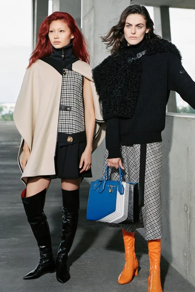 Look 11